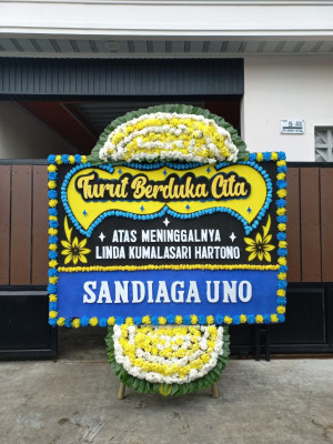 Papan Bunga Duka di Padamara